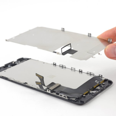 Замена подсветки дисплея iPhone 7 Plus
