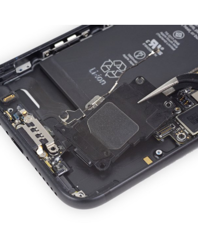 Заміна нижнього динаміка iPhone 7