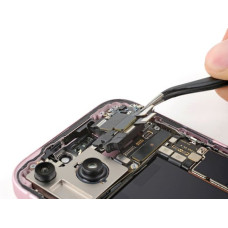Замена слухового динамика iPhone 15