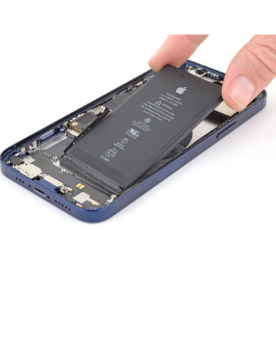 Заміна акумулятора iPhone 12 (з гарантією 3 місяці)