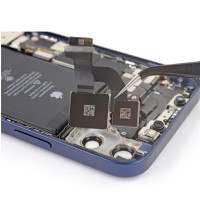 Заміна основної камери iPhone 12