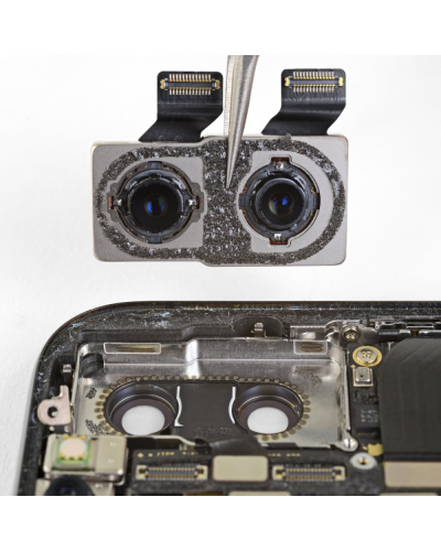 Чищення основної камери iPhone X