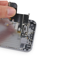 Заміна роз'єму для заряджання iPhone 6 Plus